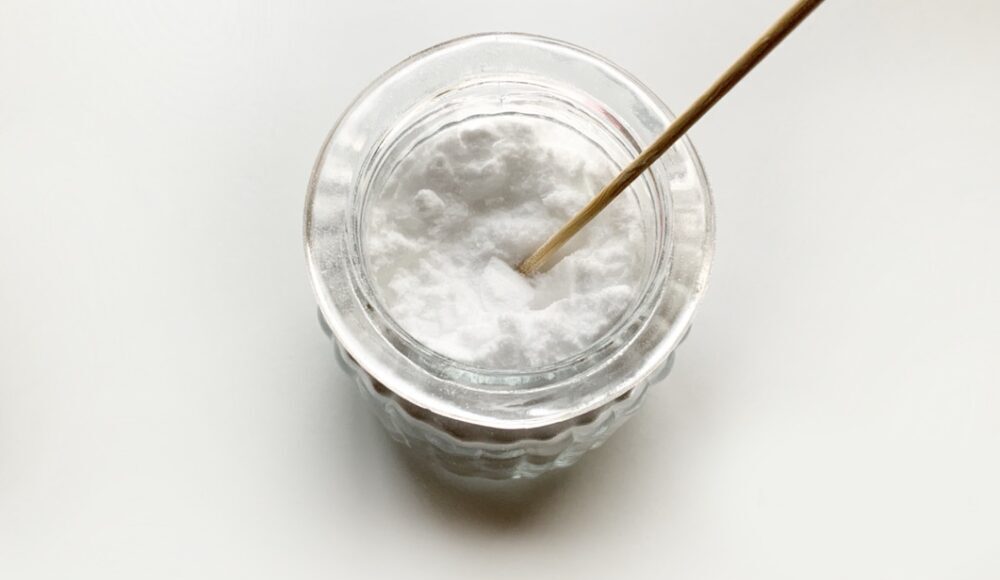 重曹とハッカ油を使った消臭剤の作り方