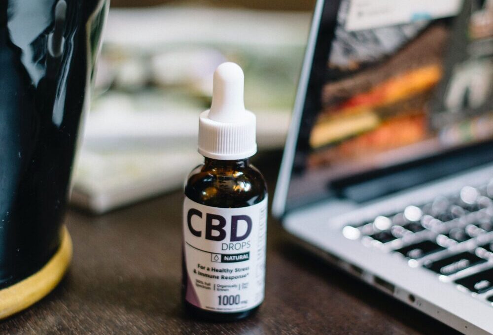 最初に知りたい｜CBDオイルとは？